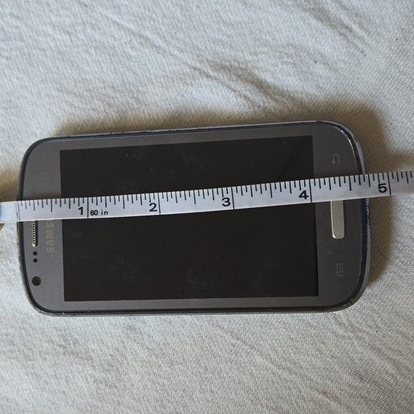Samsung‎ Smartphone 4G LTE  in Sleek Gray - Picture 5 of 6